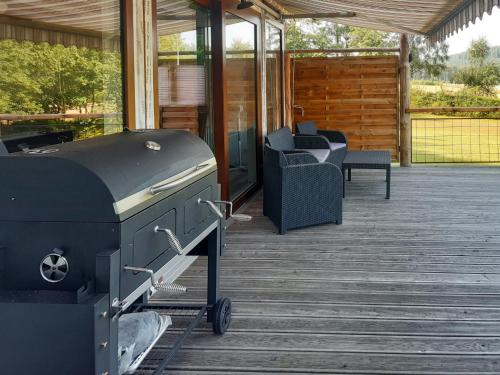 Kemudahan BBQ tersedia untuk tetamu di chalet
