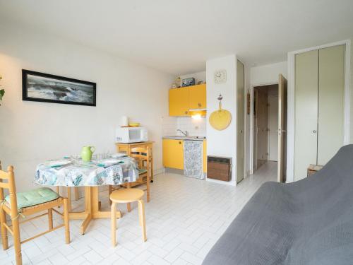 Studio Le Grand Pavois-4 by Interhome