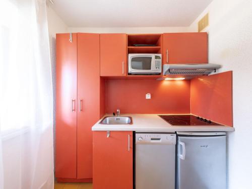 Apartment Résidence Les Jardins d'Azur-5 by Interhome