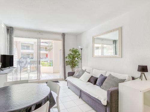 Apartment Le Cesarée-5 by Interhome