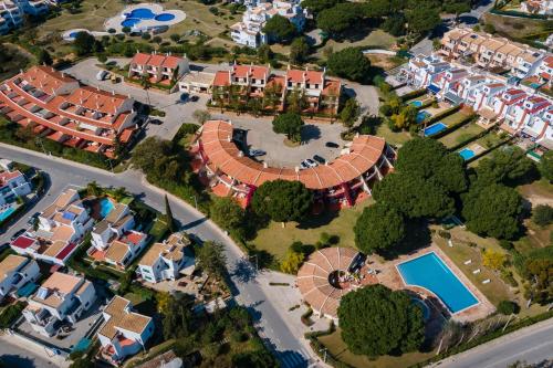 Gorgeous 2BDR W Patio & Pool by LovelyStay
