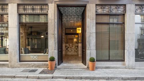 Η πρόσοψη ή η είσοδος του Toc Hostel Granada
