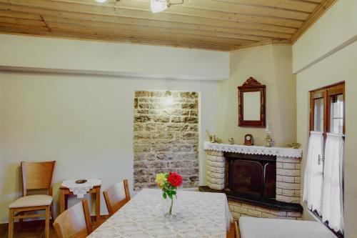 Kuchyň nebo kuchyňský kout v ubytování Archontiko Evridikis