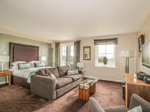Apartment 8 – Photos 4