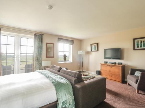 Apartment 8 – Photos 5