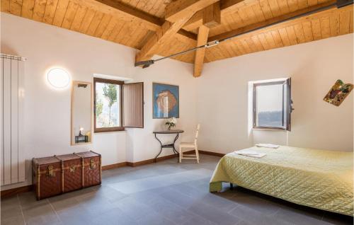 Imagen de la galería de Cozy Home In Cantalice ri With Private Swimming Pool, Can Be Inside Or Outside, en Cantalice
