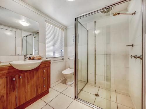 Ванная комната в Seachange Apartments Merimbula