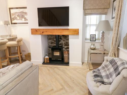 8 Crown Lane – Photos 4