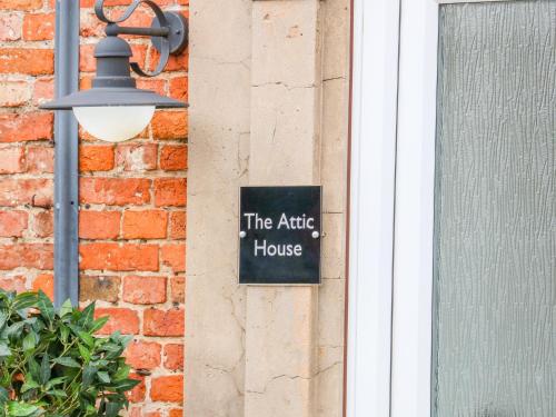 The Attic House – Photos 4