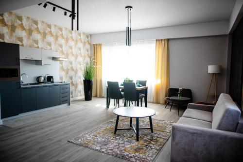 ibis styles Grudziadzにあるキッチンまたは簡易キッチン
