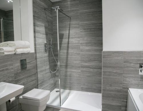 Koupelna v ubytování Harrogate Central 2 bedroom apt Alpha Spa