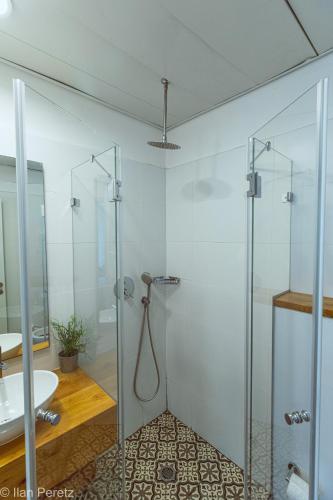 Koupelna v ubytování Dizengoff 208 Hotel Tel Aviv