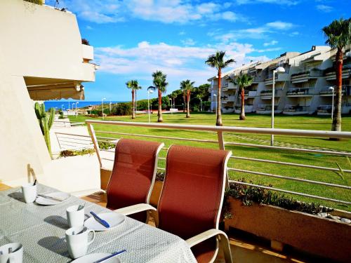 Alcala Blau IV - Bajo con terraza en primera línea - ALBERT VILLAS