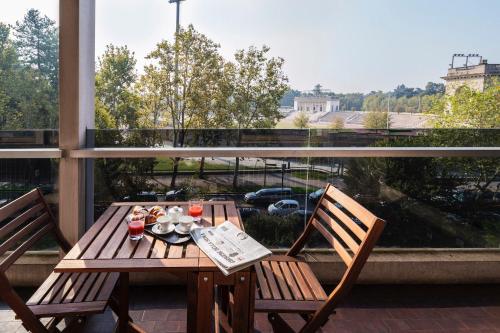 Contempora - Elvezia Park - 2bed, 1baths overlooking the park - E32
