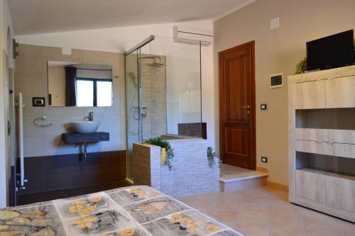 Bathroom sa Costa del Gallo