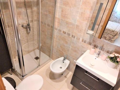 Phòng tắm tại ACV - Cala Blanca II - 1ª linea planta 5 sur