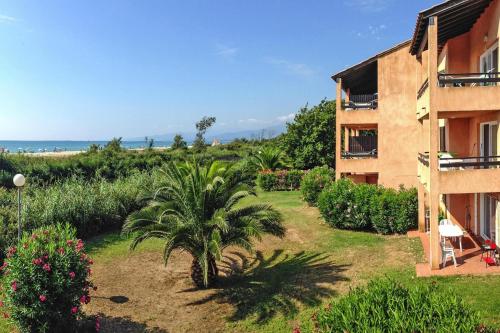 Apartment in Ghisonaccia near Sandy Beach