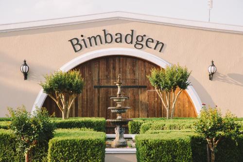 Κήπος έξω από το Bimbadgen Estate