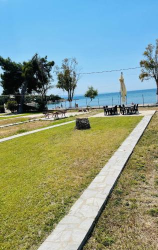 Garden View Apartments by nikolis