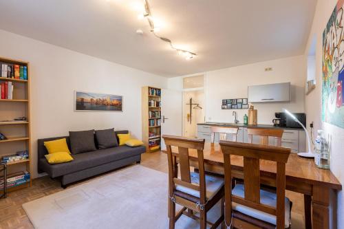 Kuchyň nebo kuchyňský kout v ubytování Serviced Appartement München Messe