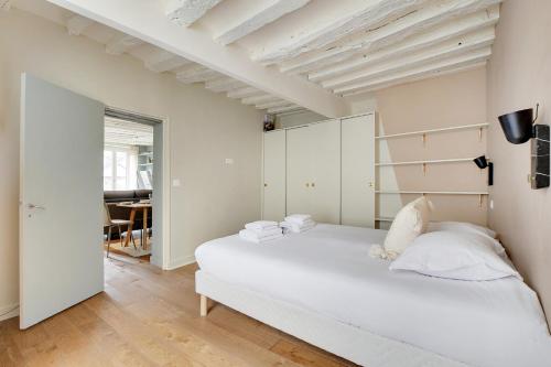 Chic apartment -1BR-4P- Haut Marais - République