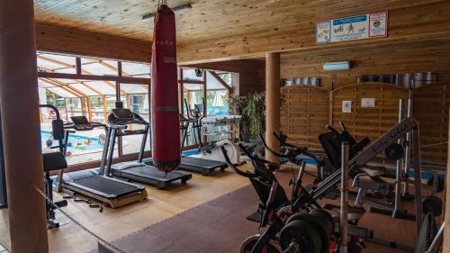 The fitness centre and/or fitness facilities at Village Vacances Merendella