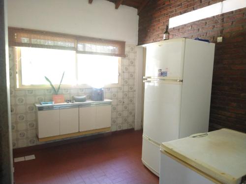 A kitchen or kitchenette at Quinta Madagi