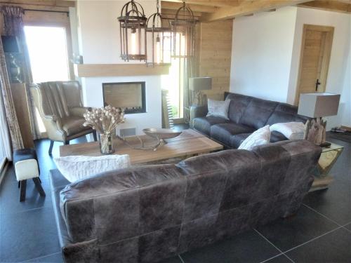 Adele SKI IN & SKI OUT chalet 10 pers – Photos 3