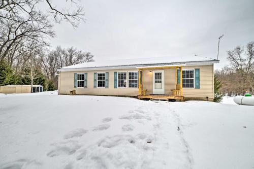 Gambar di galeri bagi Spacious Wellston Home Near Hiking and Skiing! di Wellston