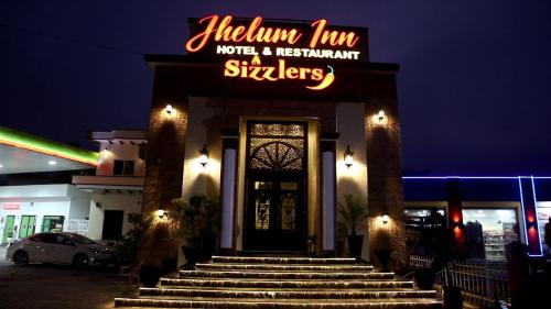 Gallery image of Jhelum Inn Hotel in Jhelum