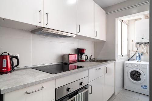 Kuchyň nebo kuchyňský kout v ubytování LOVELY APARTMENT Barca 2