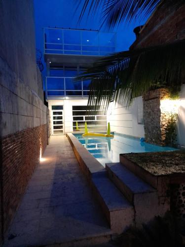 Bazén v ubytování Casa con Piscina Privada Playas del Mar nebo v jeho okolí