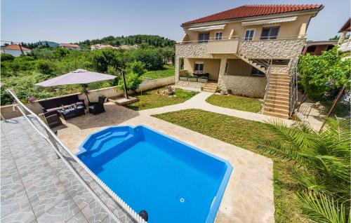 Awesome Apartment In Zdrelac With Wifi