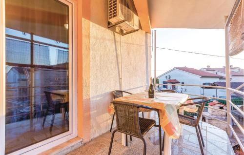 Pet Friendly Apartment In Medulin With Wifi
