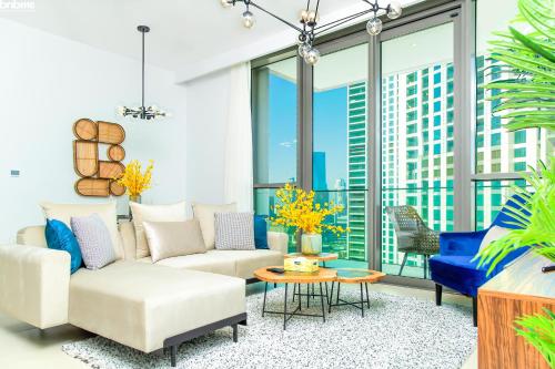 bnbmehomes – Watch the BurjK and Fountains light up at Night – 3109