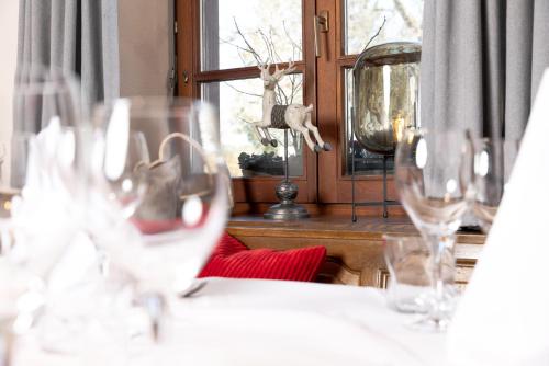 Thức uống tại Ferien-Apartment im Genusshotel Hirschen (Südschwarzwald)