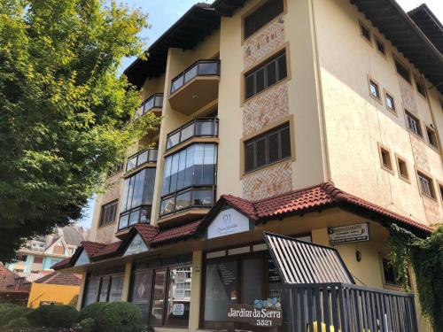 Menor preço em Transfer (aeroporto)        Viagem Sustentável   Apartamento completo no centro de Gramado