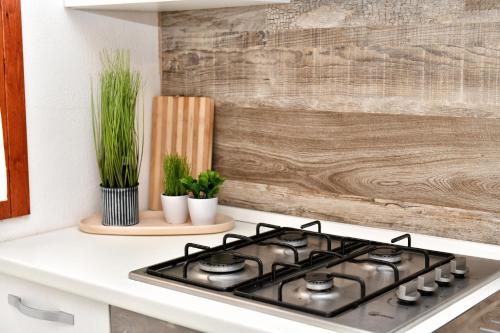 Dapur atau dapur kecil di Residence Chiaro di Luna