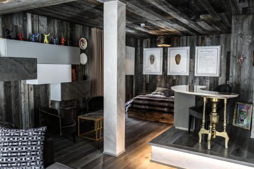 ブレウイル・チェルヴィナイアにあるArt Hotel Grivolaのギャラリーの写真