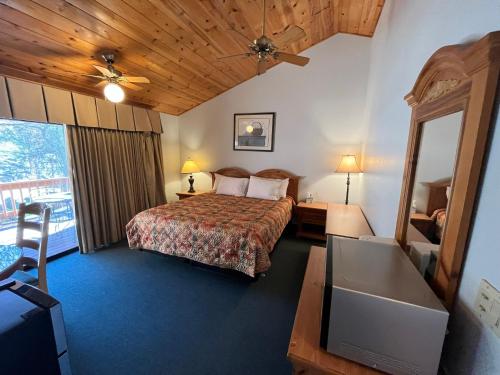 Whispering Pines Lodge – Photos 4