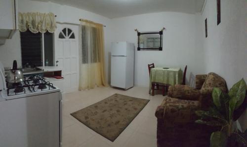 Cynson Villa Holiday Accommodations – Photos 2