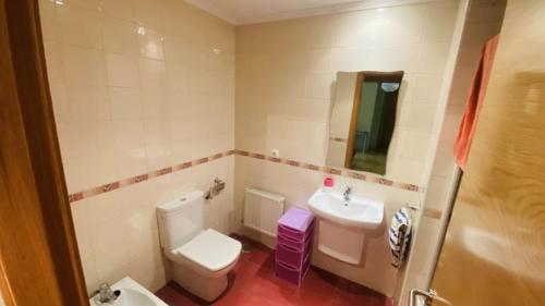 Phòng tắm tại Acogedor apartamento en Llanes