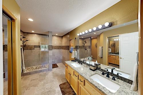 Gallery image of Eagle Crest in Redmond