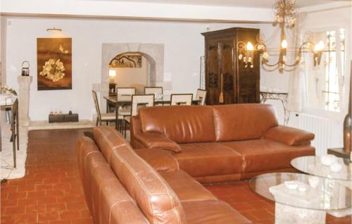 Photo de la galerie de l'établissement Nice Home In Mondragon With Wifi, à Mondragon