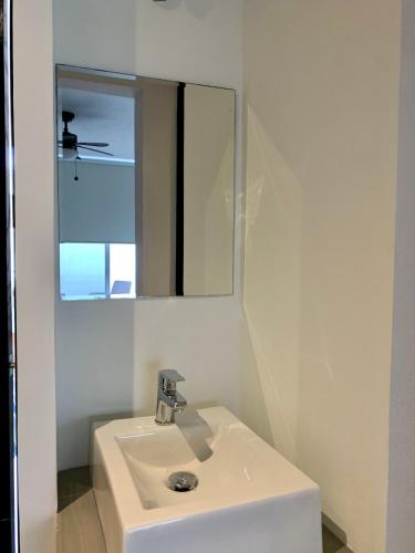 Un baño de Océano Studios