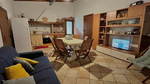Una cocina o cocineta en villa Dimora Arnesano