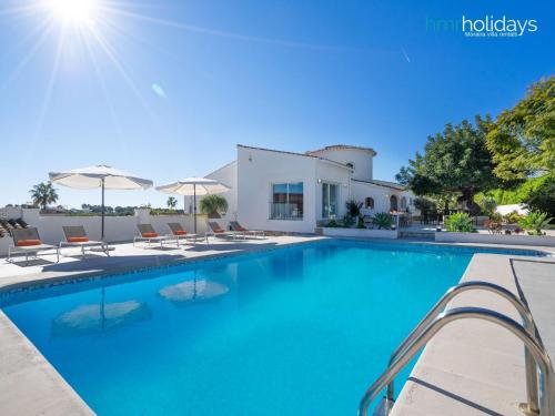 Villa Bonita by HMR Holidays