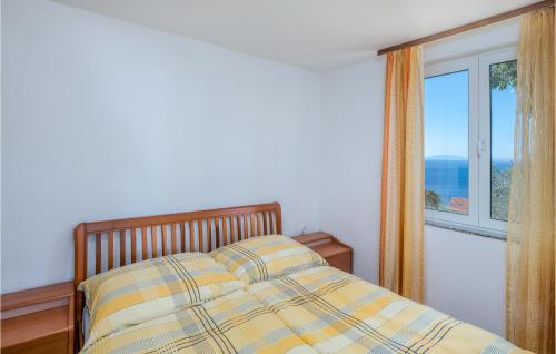 Krevet ili kreveti u jedinici u objektu Stunning Apartment In Stara Baska With Wifi