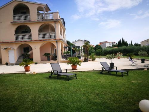 Villa Meli - Apartments mit Meerblick