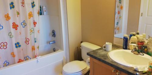 Koupelna v ubytování San Yin Homestay private bedroom with private washroom